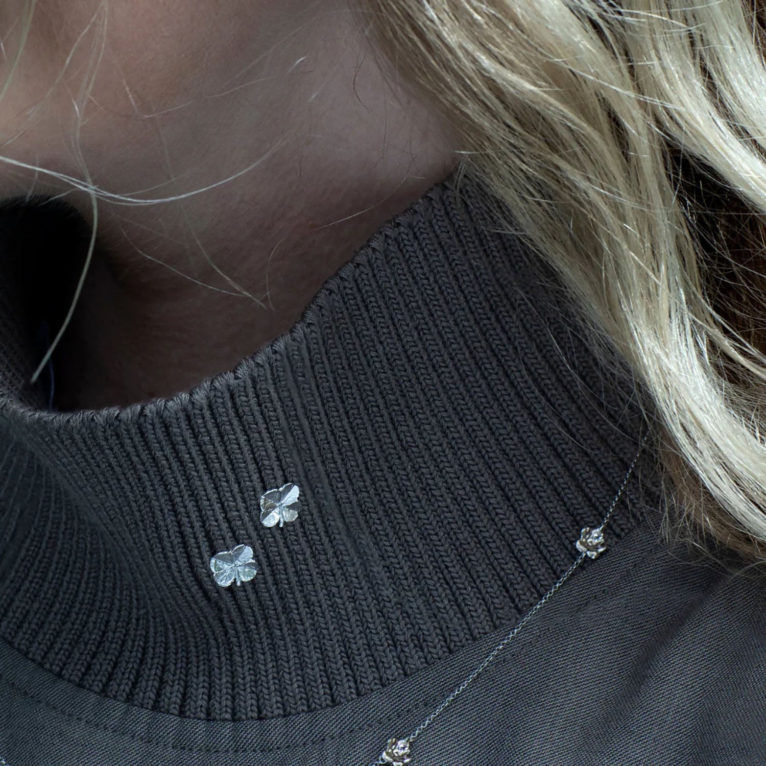 DETAIL231186